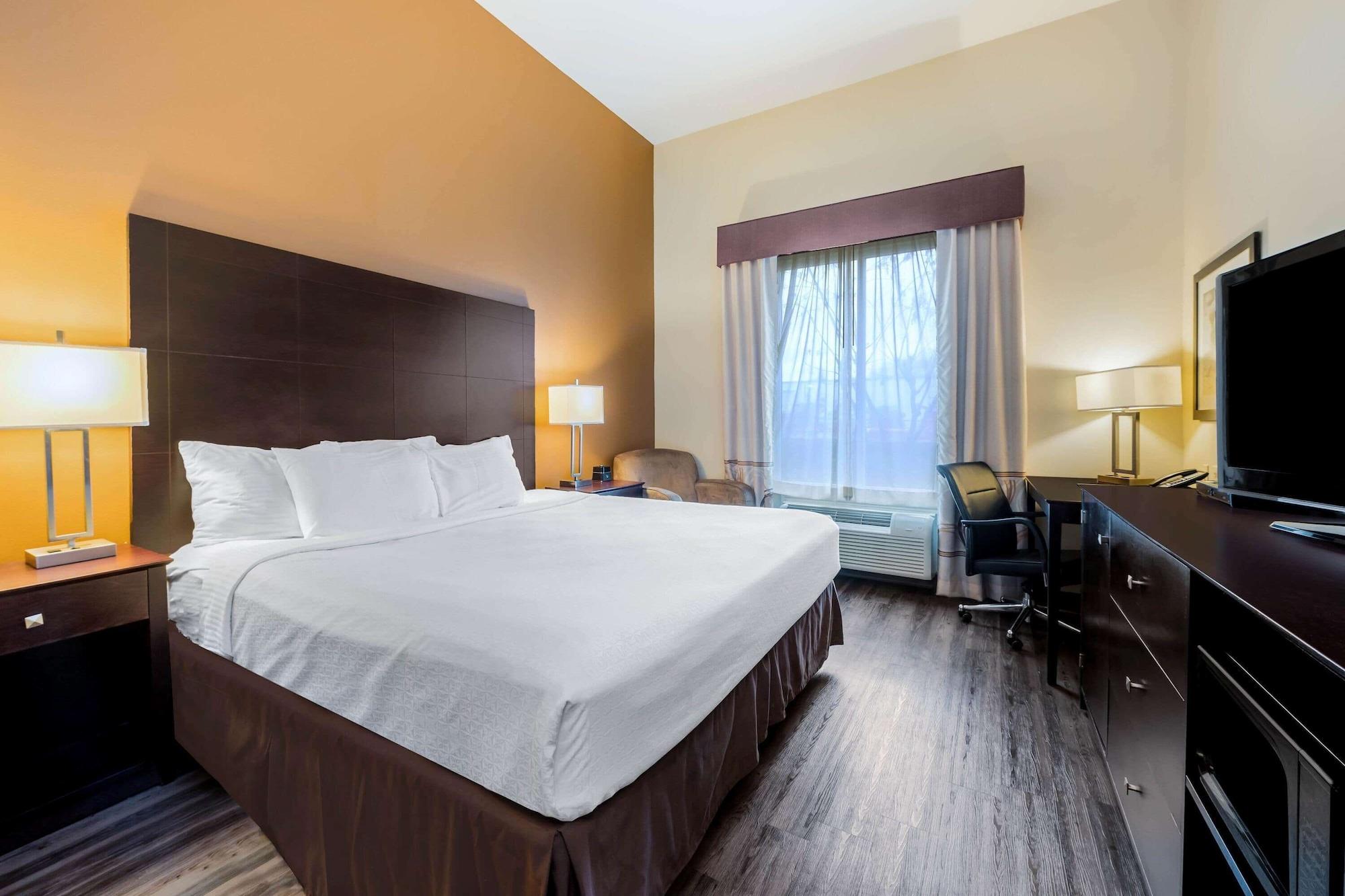 La Quinta By Wyndham Hotel 3*